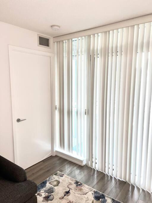 Luxurious Condo In The Center Of Downtown Τορόντο Εξωτερικό φωτογραφία